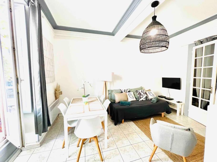 Appartement En Centre Ville, Wifi Et Tram Montpellier Esterno foto